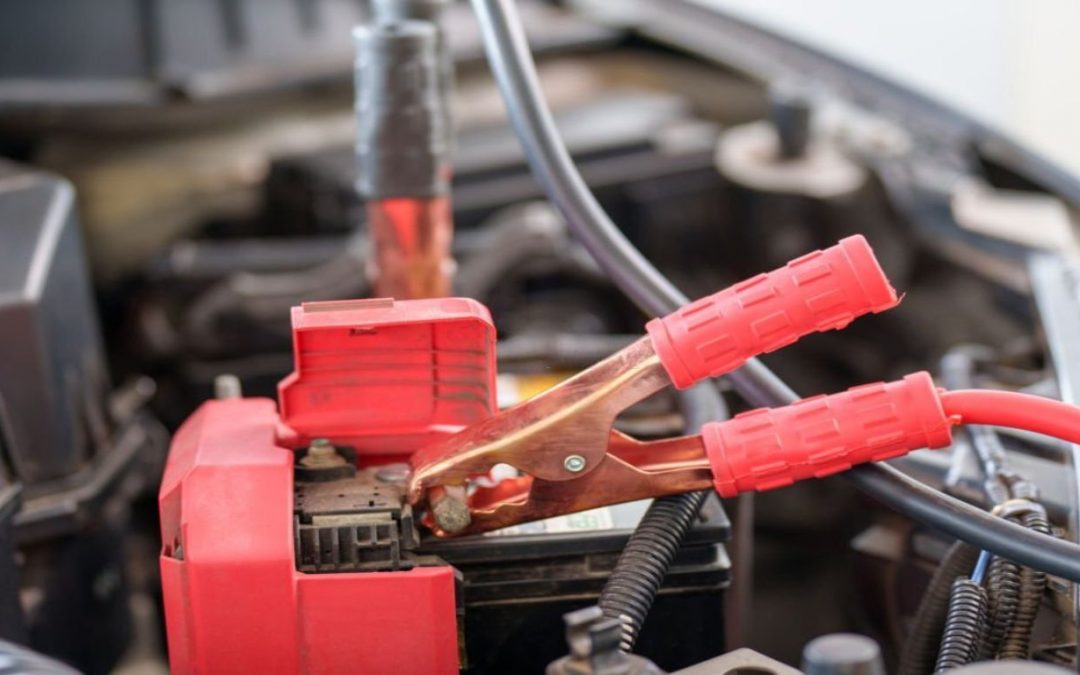 Truck Battery Jumpstart Service Near Hollywood Hills FL